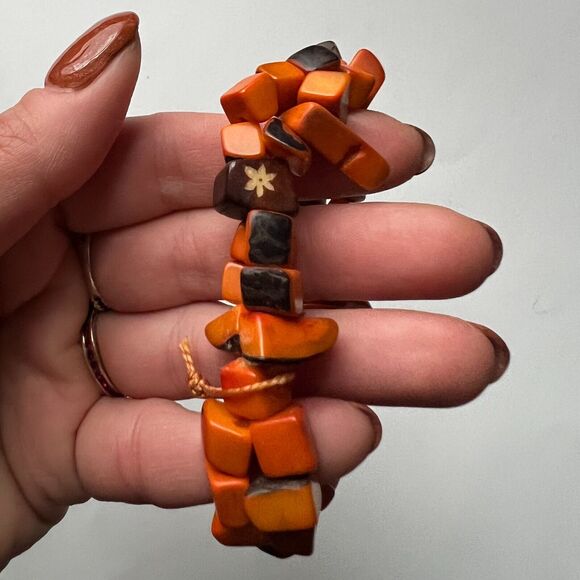 Unbranded Women's Orange Tagua Nut Rectangular Bead Stretch Bracelet NWOT - Picture 3 of 12